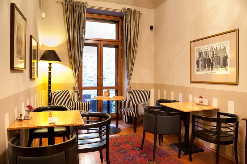 Café Lounge - Prague.eu